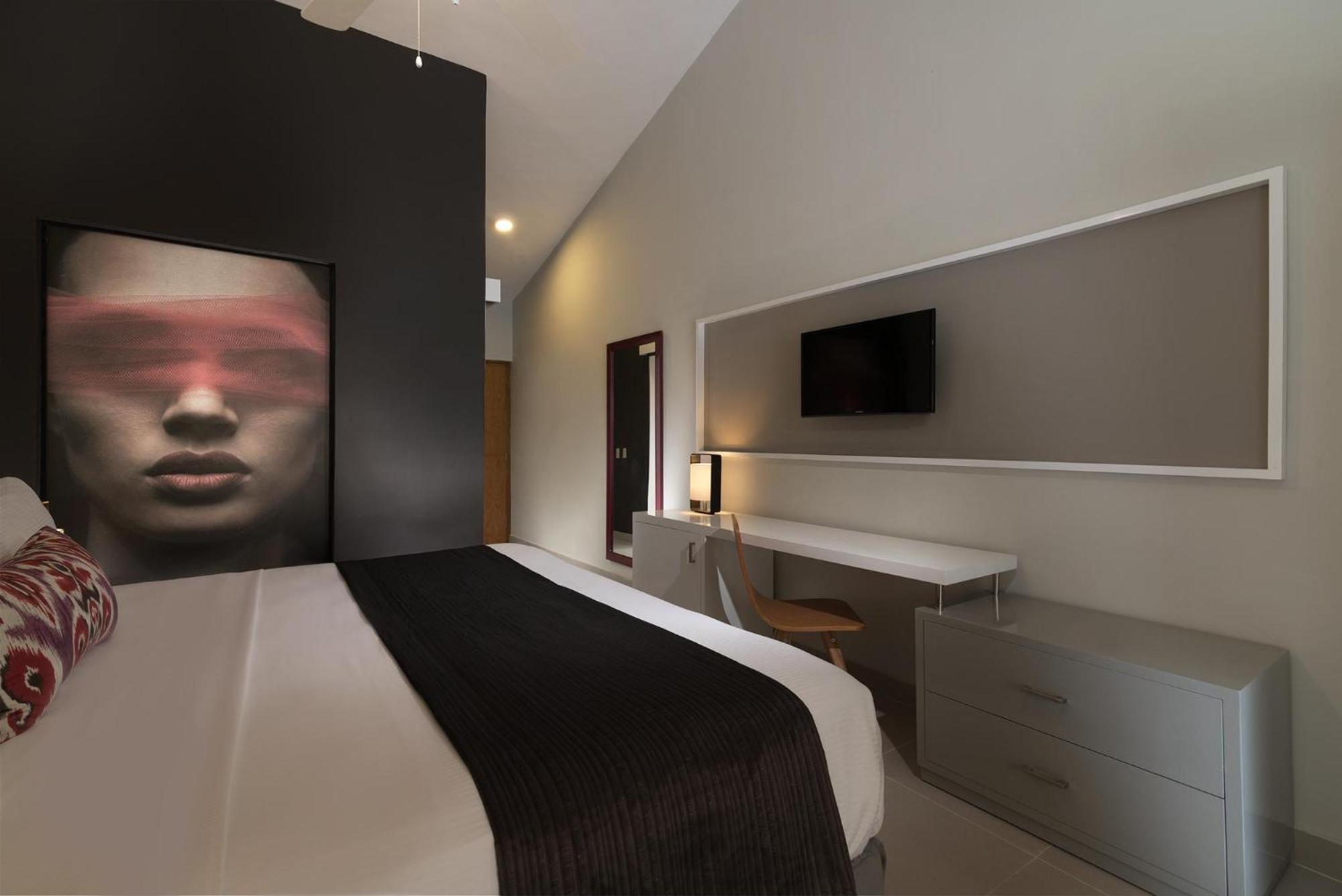 Emotions By Hodelpa - Juan Dolio Hotel Exterior photo