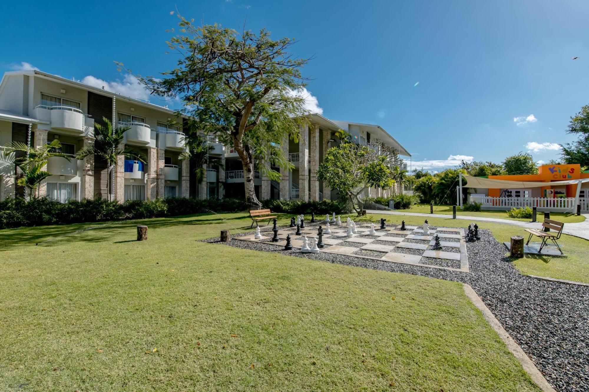 Emotions By Hodelpa - Juan Dolio Hotel Exterior photo